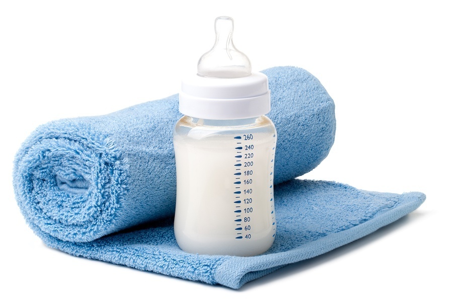 , Part I: Age 0-6 Months, Breast Milk or Formula, Feeding Baby